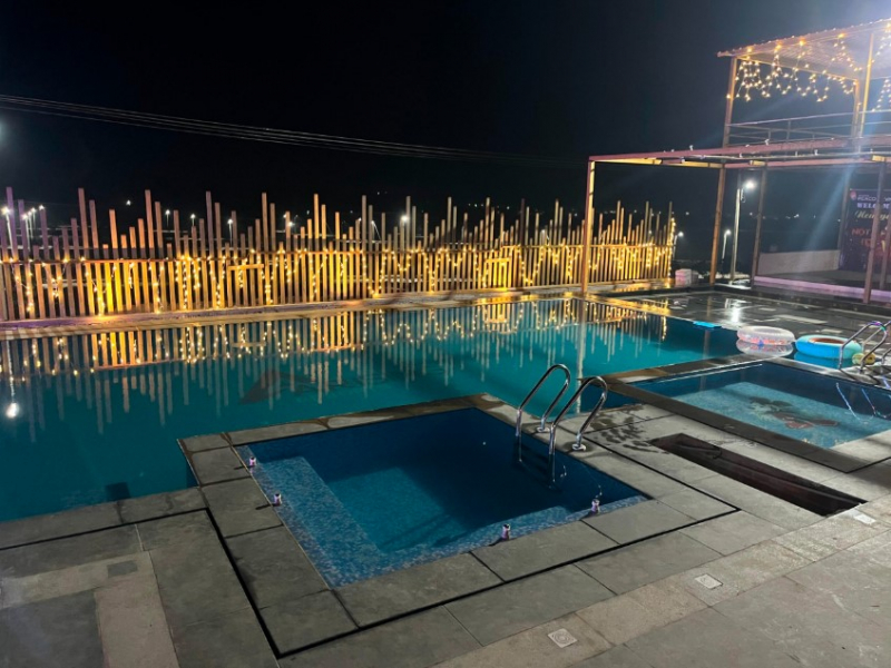 Arising Peacock Valley