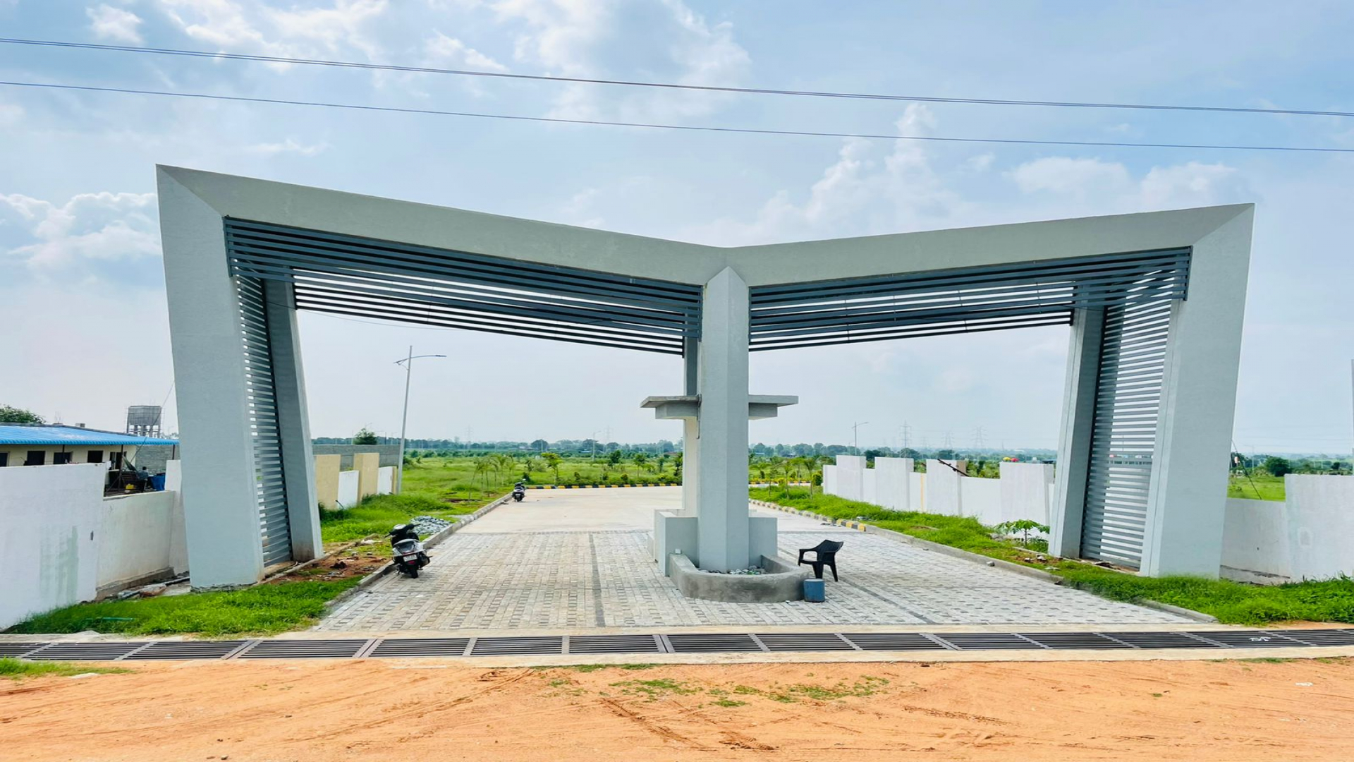 Mahathi Highway Meadows