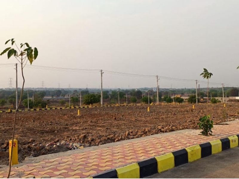 Sri Meenakshi County