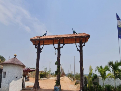 Plots for sale in Kaku Mahateja Hill View, Yadagirigutta