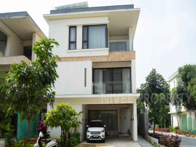 Nivee Gardens