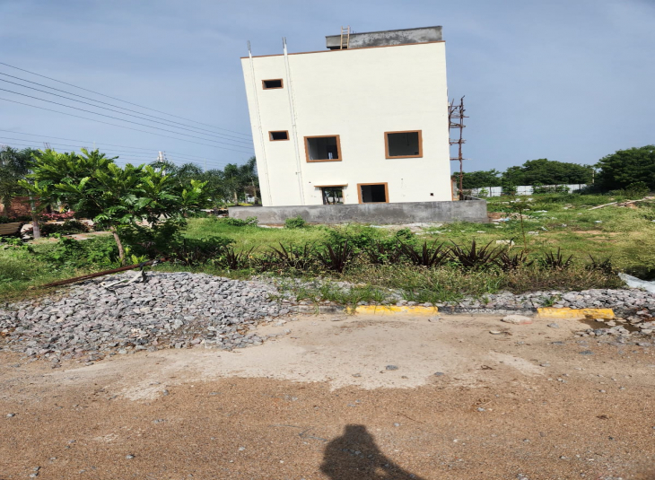 2 BHK Villa for sale in Aushapur