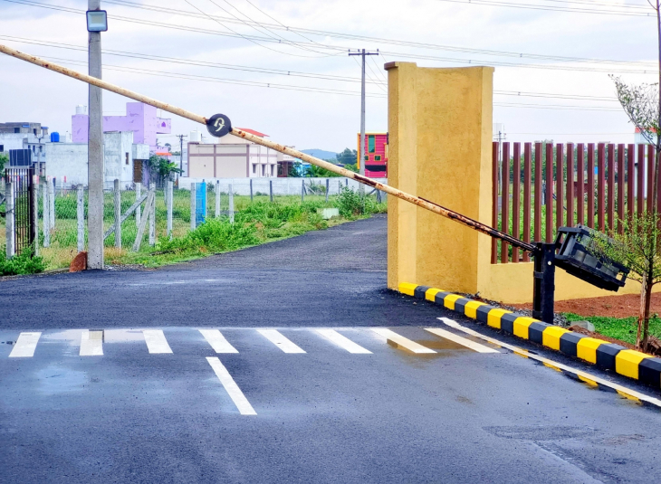 600 Sq.Ft Plot for sale in Tirukazhukundram