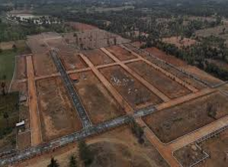 200 Sq.Yards Plot for sale in Balanagar