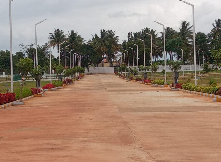 1200 Sq.Ft Plot for sale in Gollahalli