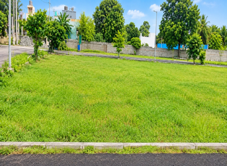 1000 Sq.Ft Plot for sale in Poonamallee