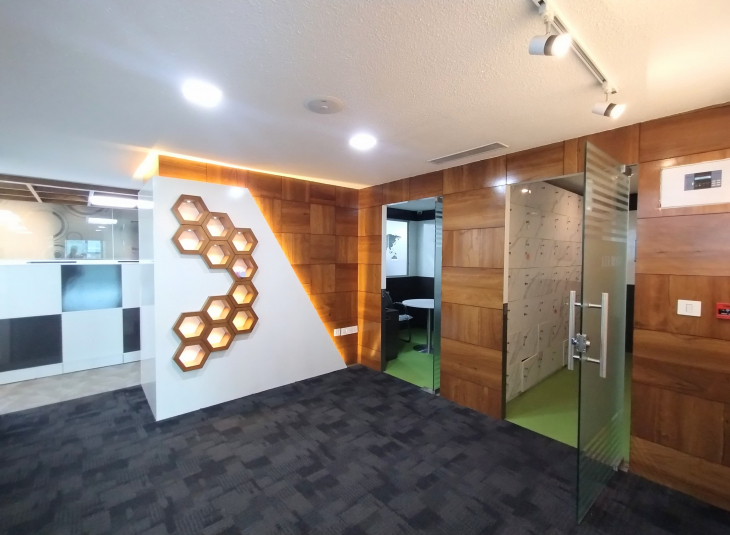 4500 Sq.Ft,  Commercial Office / Space