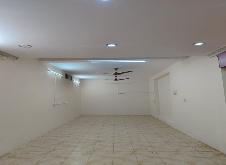 330 Sq.Ft,  Commercial Office / Space