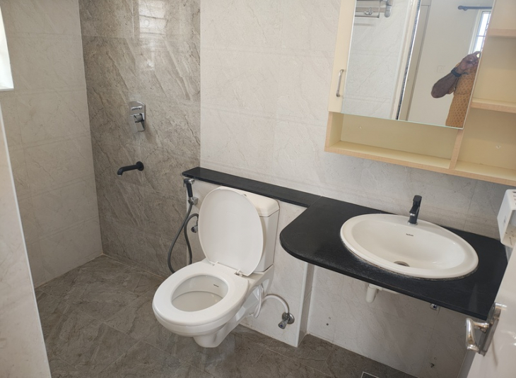 1378 Sqft, 3 BHK Apartments Flats in Semmencherry For Rent